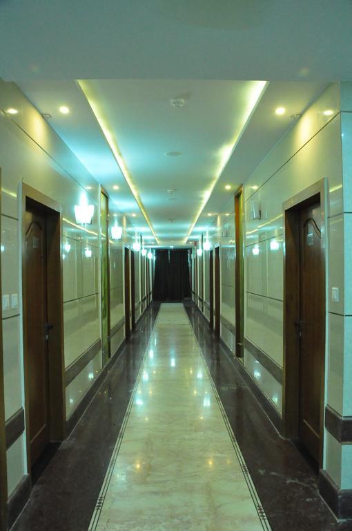 Hotel Basera Brij Bhoomi Vrindāvan Екстериор снимка