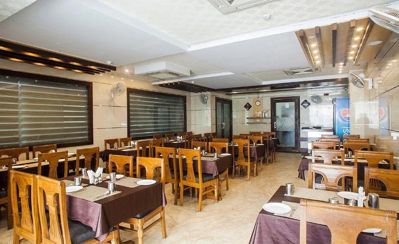 Hotel Basera Brij Bhoomi Vrindāvan Екстериор снимка